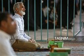 قرار عاشقان در مسجد جمکران با دعای توسل