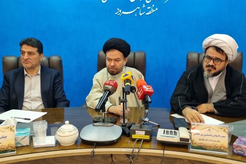 مشاور وزیر نفت: بهبود حقوق ایثارگران صنعت نفت را پیگیری میکنیم