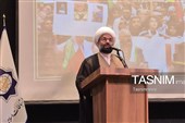 نامه‌های امام شهید به جوانان غرب به زبان‌های مختلف ترجمه و تبیین شود