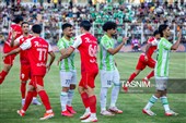 دیدار تیم های فوتبال خیبر خرم آباد و پرسپولیس