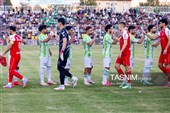 دیدار تیم های فوتبال خیبر خرم آباد و پرسپولیس