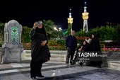حال و هوای حرم مطهر رضوی در شب میلاد حضرت زینب سلام‌الله علیها
