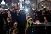 حال و هوای حرم مطهر رضوی در شب میلاد حضرت زینب سلام‌الله علیها