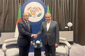 وزیر الخارجیة الإیرانی یلتقی کاتب الدولة الجزائری المکلف بالجالیة فی بغداد