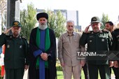 حضور مهرداد اخلاقی در ساختمان وزارت دفاع و پشتیبانی