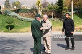 حضور مهرداد اخلاقی در ساختمان وزارت دفاع و پشتیبانی