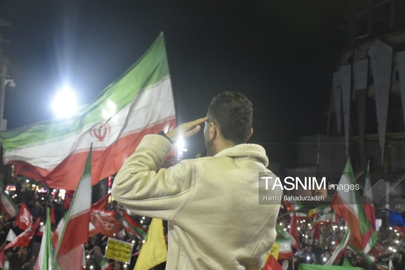 نقطهزن؛رونمایی از تازهترین اثر حامد محضرنیا در تجمع شبانهمردمگرگان