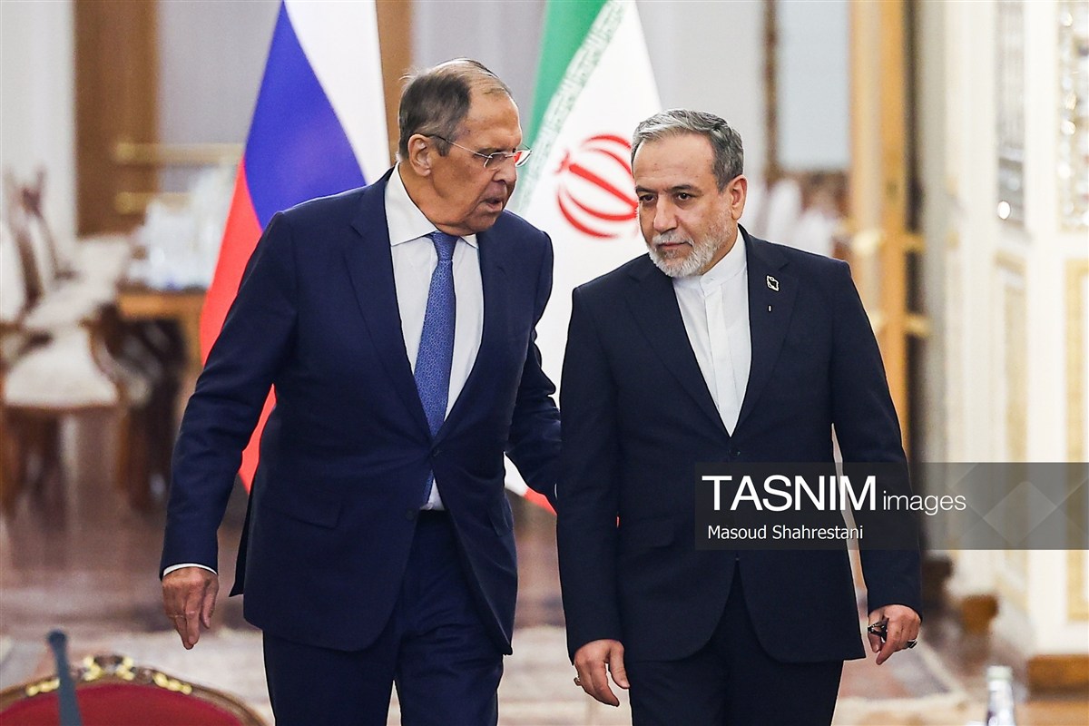 Top Iranian, Russian Diplomats Meet in Tehran