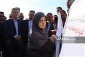    فاطمه مهاجرانی، سخنگوی دولت  و مهدی زندیه وکیلی، استاندار مرکزی