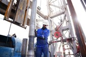 البتروکیماویات، طوق نجاة الشباب العاطلین عن العمل فی العراق