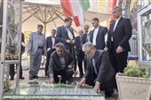 ادای احترام وزیر علوم به شهید سلیمانی در آغاز سفر به کرمان