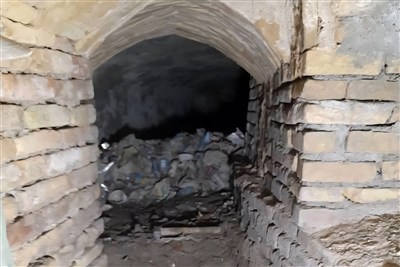 آغاز عملیات لایروبی کانال تاریخی مسجد امام اصفهان