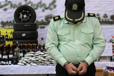 استفاده غیرمجاز از نشان و درجه نظامی چه مجازاتی دارد؟