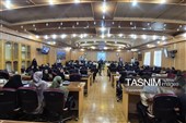 نشست صمیمی استاندار با دهه‌هشتادی‌ها و دهه‌نودی‌ها