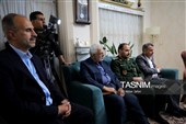 دیدار نماینده ولی‌فقیه در گلستان با خانواده‌های سرداران شهید