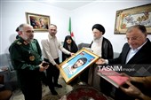 دیدار نماینده ولی‌فقیه در گلستان با خانواده‌های سرداران شهید