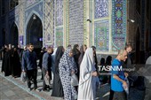 تشرف نخبگان و المپیادی کشور به حرم مطهر رضوی