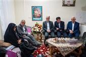 دیدار سیدعباس صالحی، وزیر فرهنگ و ارشاد اسلامی با خانواده شهید گریوانی 