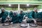 حضور رتبه‌های برتر کنکور سراسری و نخبگان علمی کشور در چایخانه حضرت رضا (ع)