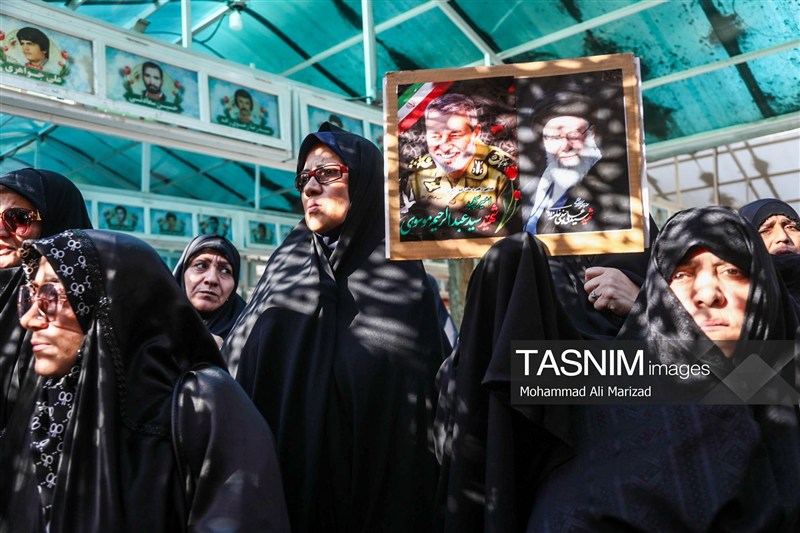پیکر پدر سپهبد شهید موسوی در قم تشییع و خاکسپاری شد* عکس اخبار شهر قم پایگاه اطلاع رسانی نسیم قم