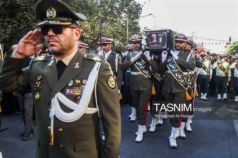 پیکر پدر سپهبد شهید موسوی در قم تشییع و خاکسپاری شد* عکس اخبار شهر قم پایگاه اطلاع رسانی نسیم قم