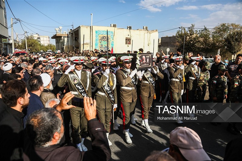 پیکر پدر سپهبد شهید موسوی در قم تشییع و خاکسپاری شد* عکس اخبار شهر قم پایگاه اطلاع رسانی نسیم قم