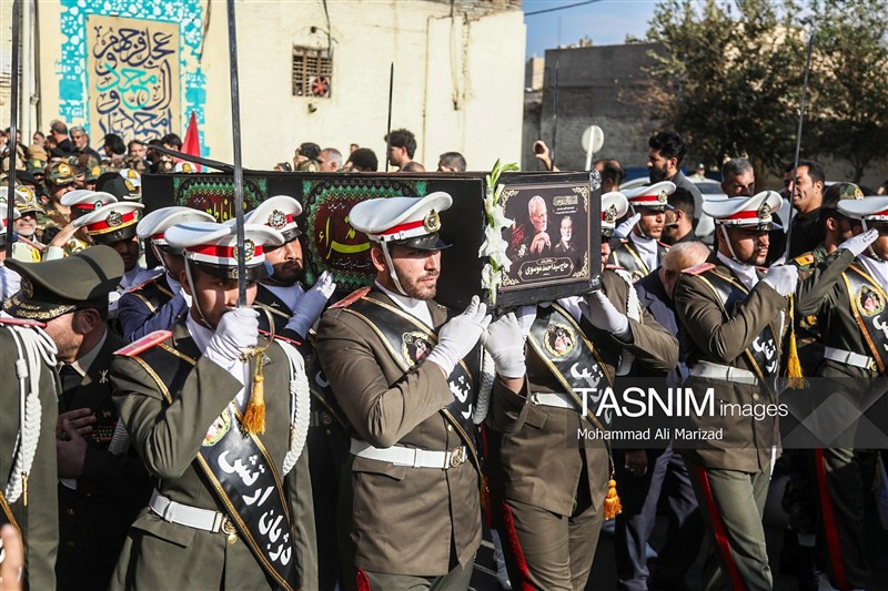 پیکر پدر سپهبد شهید موسوی در قم تشییع و خاکسپاری شد* عکس اخبار شهر قم پایگاه اطلاع رسانی نسیم قم