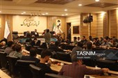 نشست صمیمی با جوانان نخبه شهرستان اراک