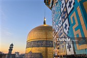  تعویض پرچم حرم امام رضا علیه‌السلام به مناسبت شهادت حضرت زهرا سلام‌الله علیها 
