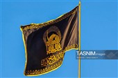  تعویض پرچم حرم امام رضا علیه‌السلام به مناسبت شهادت حضرت زهرا سلام‌الله علیها 