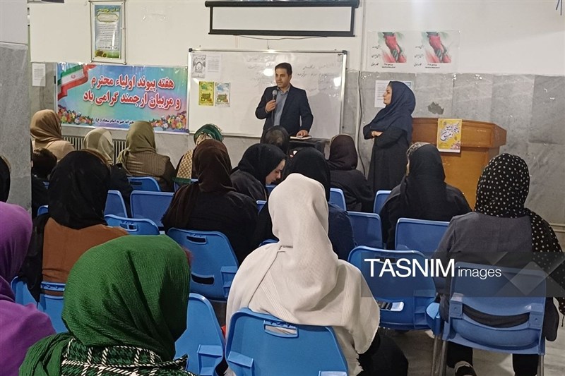 اخبار سنندج , اخبار استان کردستان , فضای مجازی , 