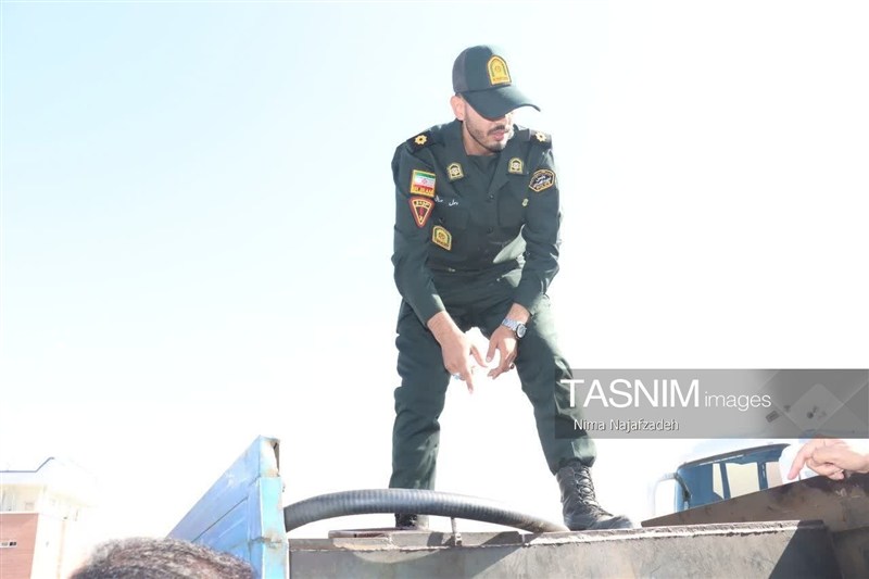 قاچاق سوخت , خراسان رضوی , اخبار استان خراسان رضوی , مشهد مقدس , اخبار مشهد , یگان ویژه نیروی انتظامی , پلیس امنیت اقتصادی , قاچاق , دستگیری , 