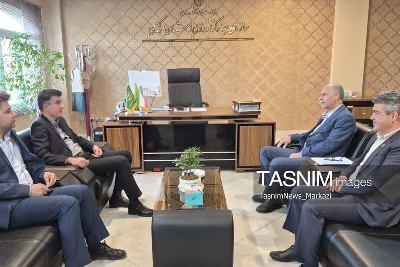 تدوین تفاهمنامه کاربردی برای توسعه آموزش و پژوهش کشاورزی در مرکزی