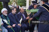 گلباران قبور مطهر شهدای حرم شاهچراغ(ع)