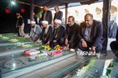 گلباران قبور مطهر شهدای حرم شاهچراغ(ع)