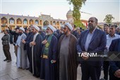 گلباران قبور مطهر شهدای حرم شاهچراغ(ع)
