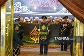 گلباران قبور مطهر شهدای حرم شاهچراغ(ع)