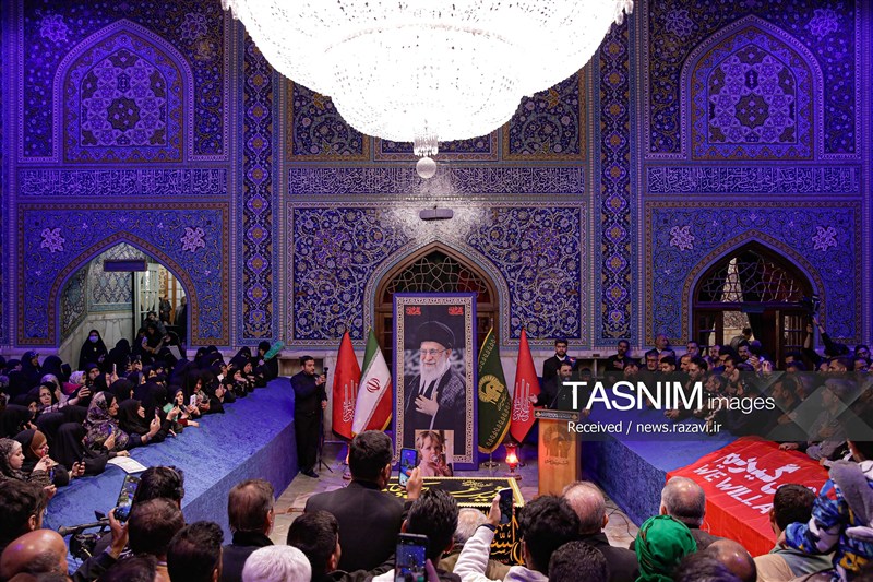 مرثیه سرایی و حماسه خوانی در جوار مزار رهبر شهید انقلاب