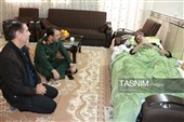 عیادت فرمانده سپاه زنجان از جانباز سرافراز 70 درصد