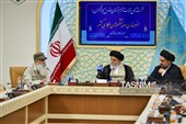 مراسم اهدای نشان خادمی به عکاسان در مسجد مقدس جمکران