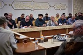 مراسم اهدای نشان خادمی به عکاسان در مسجد مقدس جمکران