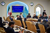 مراسم اهدای نشان خادمی به عکاسان در مسجد مقدس جمکران
