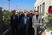 از سمت راست:مهدی قمی شهردار منطقه 11 تهران و لطف‌الله فروزنده معاون هماهنگی و امور مناطق شهرداری تهران