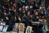 تشرف خانواده شهدا و جانبازان لامرد فارس به حرم مطهر رضوی