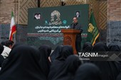 تشرف خانواده شهدا و جانبازان لامرد فارس به حرم مطهر رضوی
