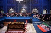 حضورخانواده شهدا و جانبازان لامرد در جوار مزار رهبر شهید انقلاب