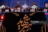 حضورخانواده شهدا و جانبازان لامرد در جوار مزار رهبر شهید انقلاب