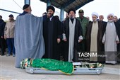 تشییع جنازه پدر شهیدان نقدی در زنجان