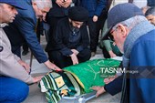 تشییع جنازه پدر شهیدان نقدی در زنجان