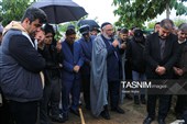 تشییع جنازه پدر شهیدان نقدی در زنجان